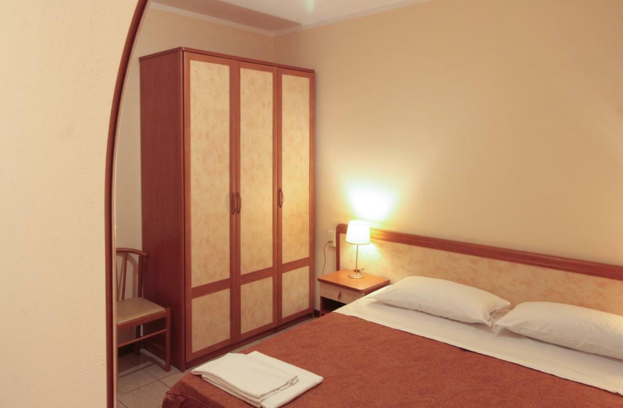 Hotel Rose&Crown Correggio Exterior photo